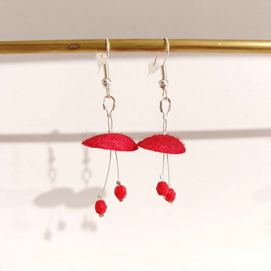 Boucles d'oreilles 1 cocon de soie ROUGE